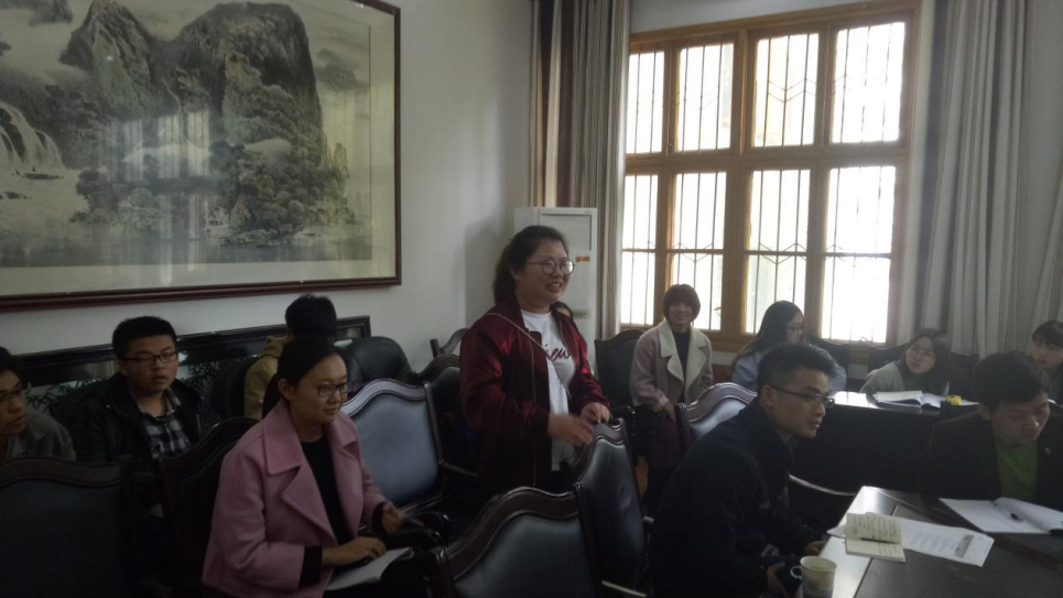 (图为学生代表发言)